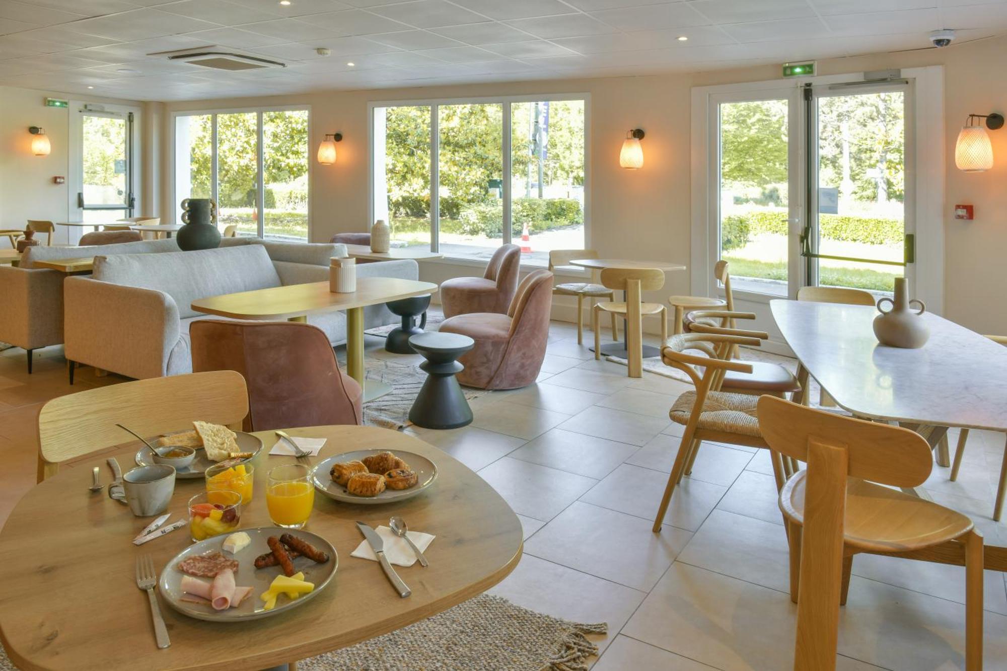 Bhoma Bourges - Hotel & Restaurant Eksteriør billede