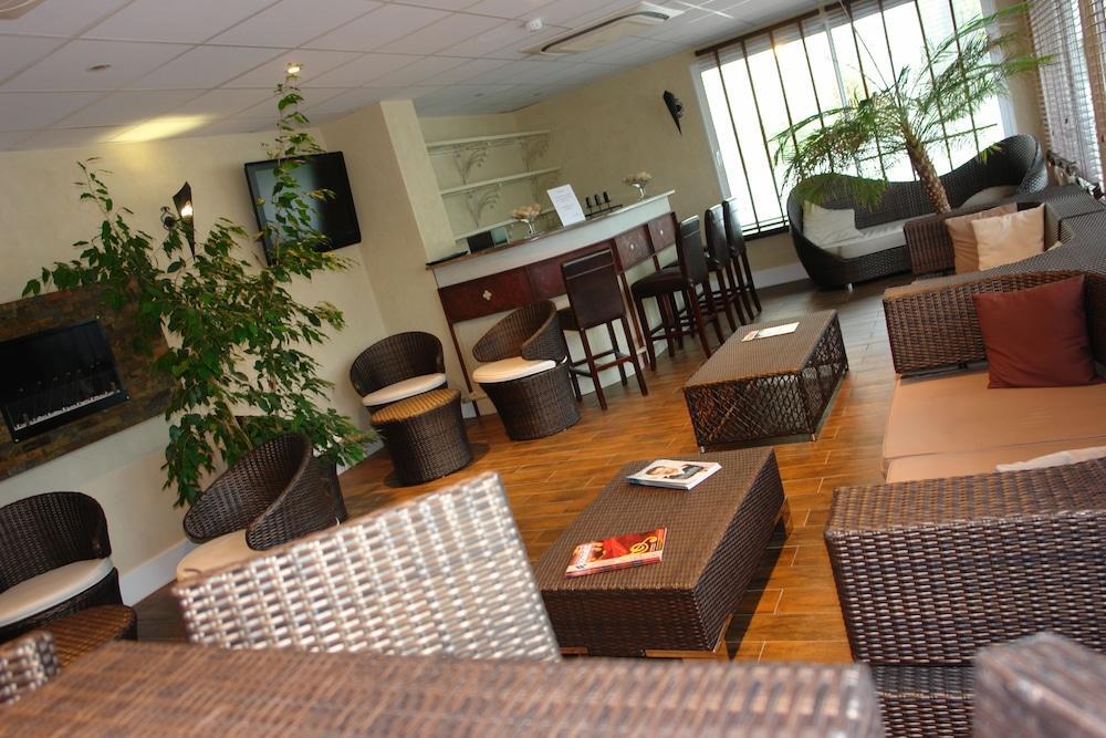 Bhoma Bourges - Hotel & Restaurant Eksteriør billede