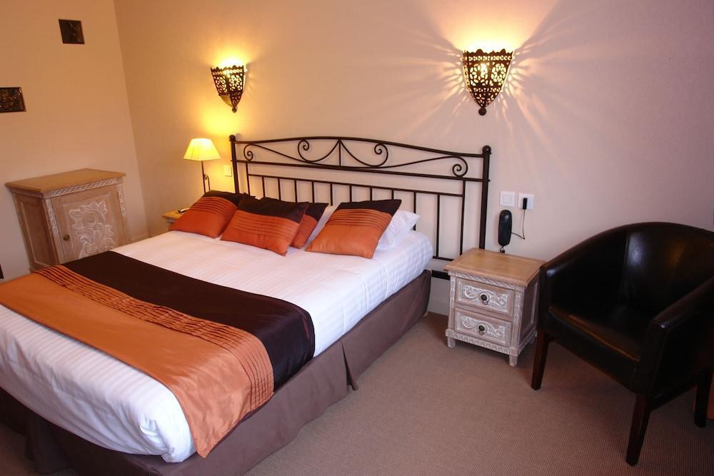 Bhoma Bourges - Hotel & Restaurant Eksteriør billede